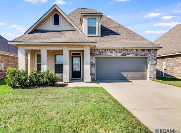 301 Berg Court, Youngsville, LA 70592