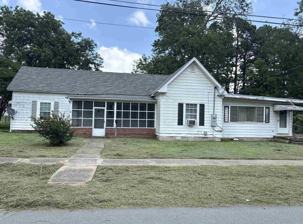 303 Reynolds, Lonoke, AR 72086