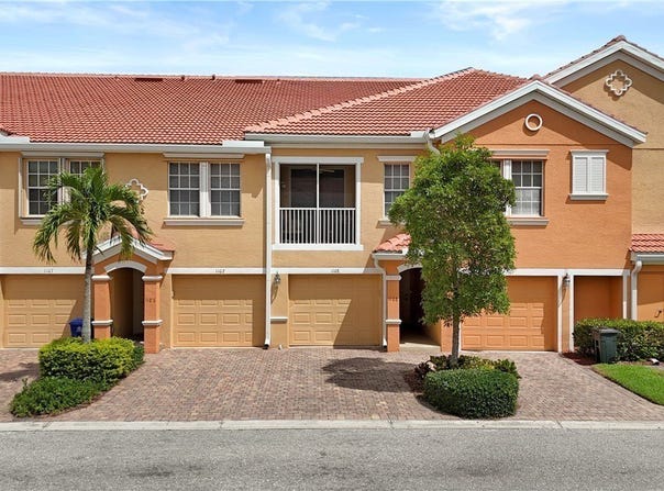 1842 Concordia Lake Circle, Cape Coral, FL 33909