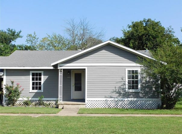 105 NW 7th Street, Hubbard, TX 76648