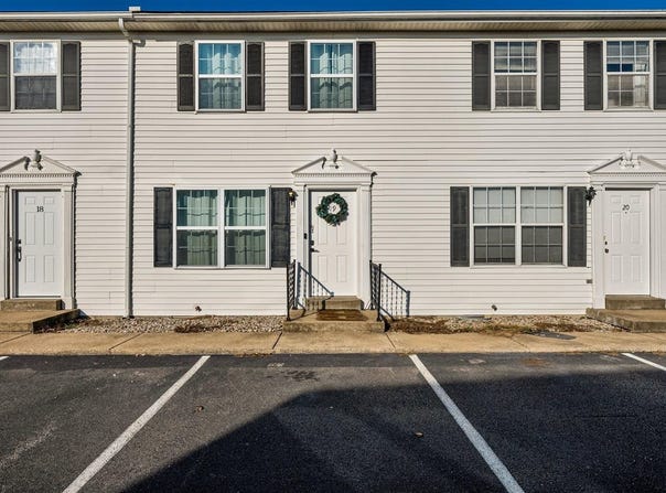 455 Three Springs Road, Bowling Green, KY 42104