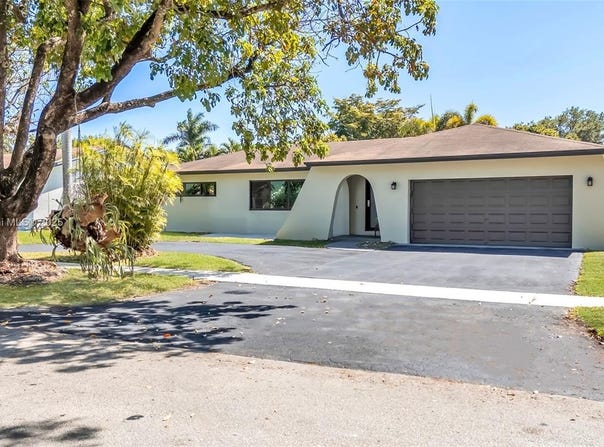 5136 SW 87th Ter, Cooper City, FL 33328