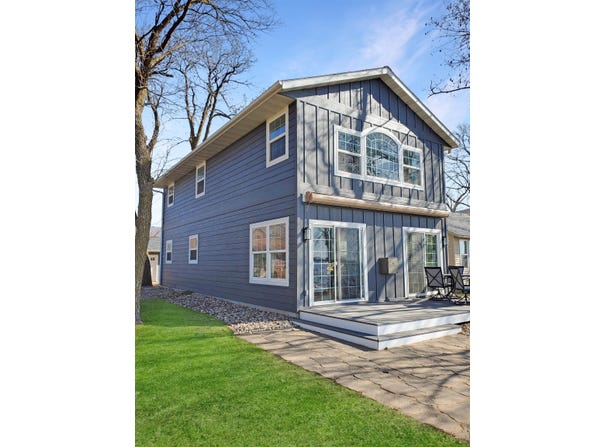 24781 McClelland Drive, Spirit Lake, IA 51360