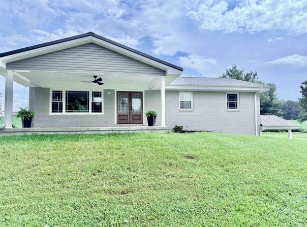 13999 E 1200 N Road, Odon, IN 47562
