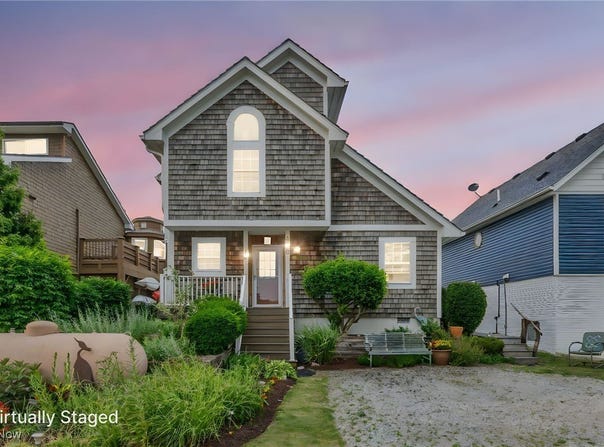 8815 Sand Beach Road, Oak Harbor, OH 43449