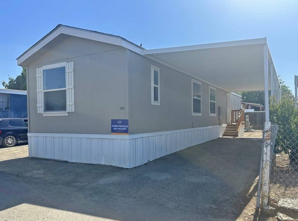 1470 Elizabeth St, Coalinga, CA 93210