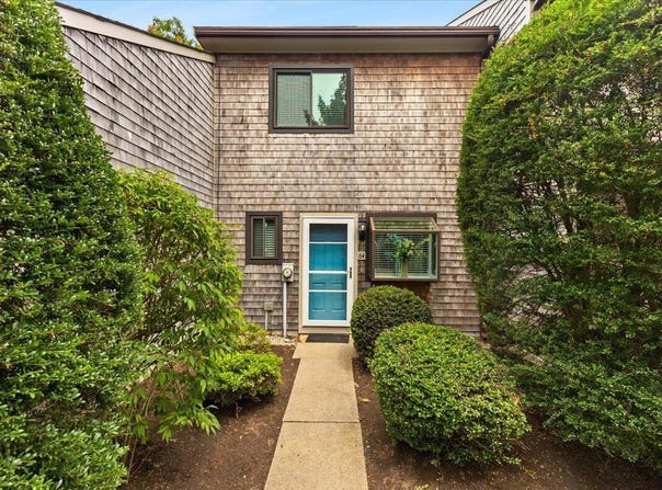 84 Roundhouse Road, Bourne, MA 02532