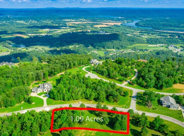 1899 River Bluffs Drive, Jasper, TN 37347