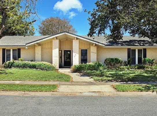 5310 Saint Andrews Drive, Corpus Christi, TX 78413
