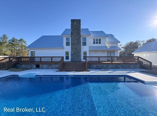 429 Deens Landing Rd, Baxley, GA 31513