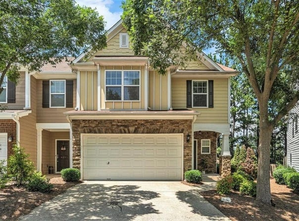 429 Mountain View Lane, Woodstock, GA 30188
