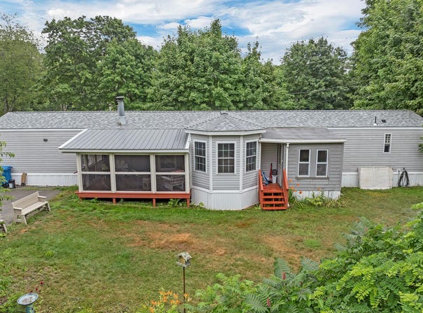7 Buttonwood Lane, Kittery, ME 03904