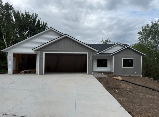 1209 Barbara Jean Lane, Eau Claire, WI 54703