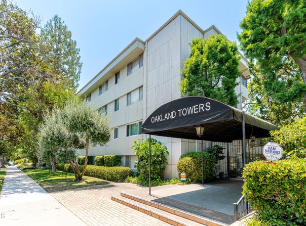 395 South Oakland Avenue, Pasadena, CA 91101