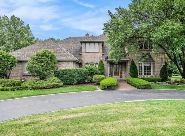 501 Turnberry Drive, Schererville, IN 46375