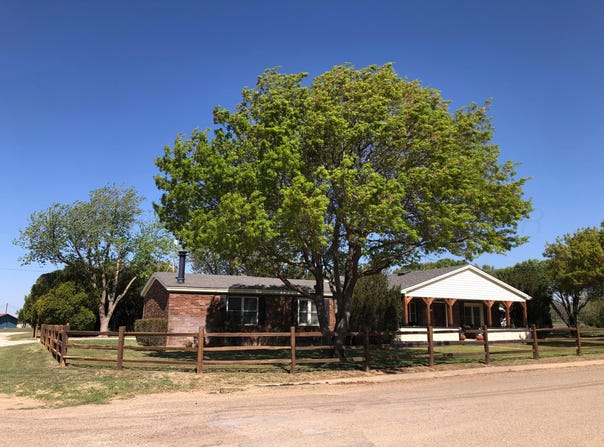 203 N Pine Street, McLean, TX 79057