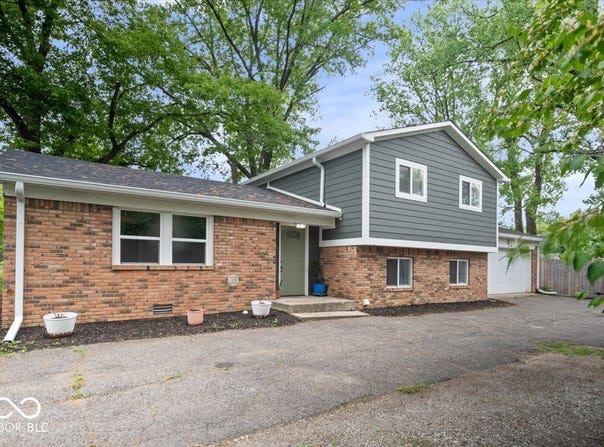 5719 Laurel Hall Drive, Indianapolis, IN 46226