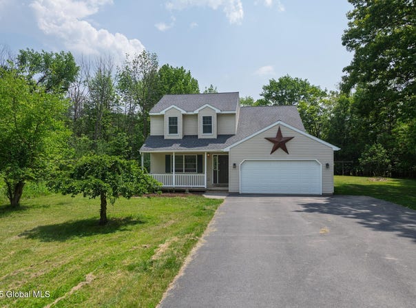 17 Courtney Drive, Delanson, NY 12053