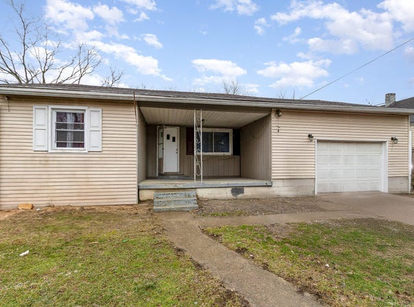2054 Lakeview Drive, Fort Wright, KY 41017
