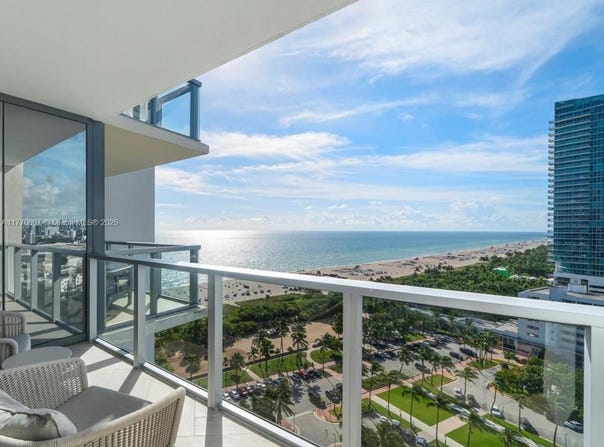 2201 Collins Ave, Miami Beach, FL 33139