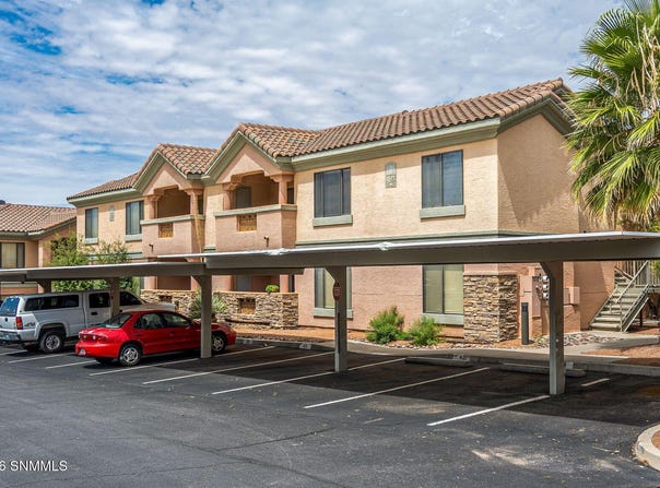 3650 Morningstar Drive, Las Cruces, NM 88011