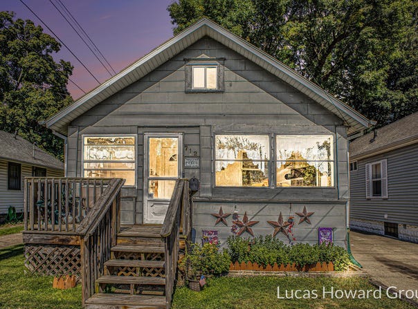 712 Lenore Avenue, Lansing, MI 48910