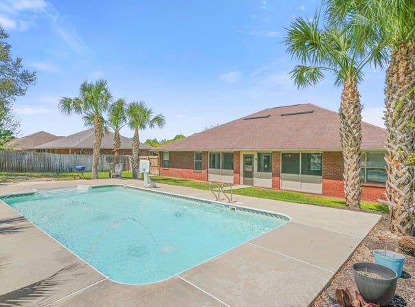 2341 Barberee Drive, Crestview, FL 32536