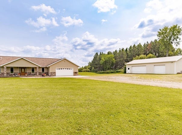 256 Koski Rd, Esko, MN 55733
