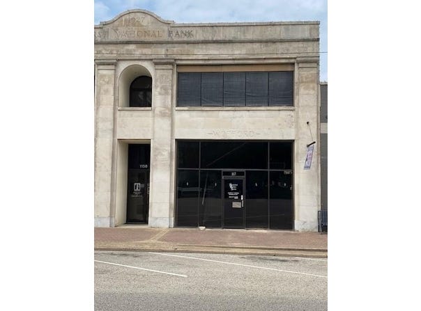 117 E Tyler St, Athens, TX 75751