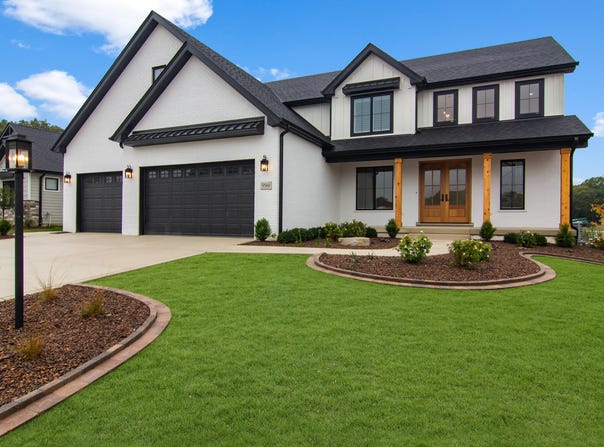9609 Fescue Drive, St. John, IN 46373