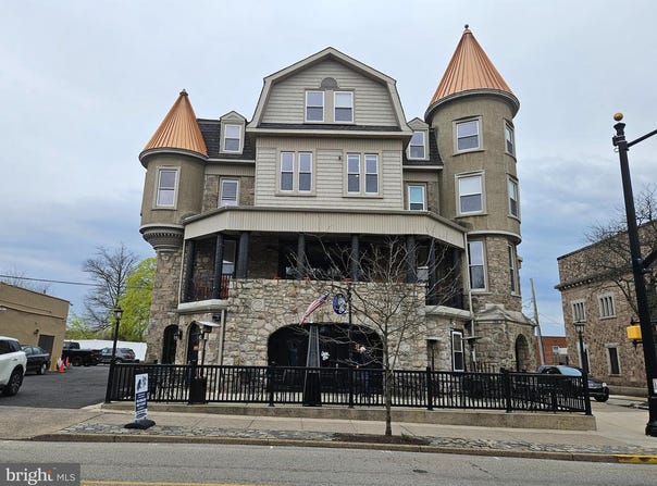 34 E BUTLER AVE, AMBLER, PA 19002