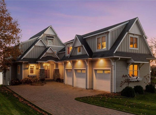 3120 Highland Boulevard, Mound, MN 55364