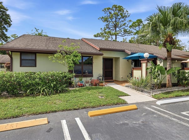 259 DEERFIELD Court, Royal Palm Beach, FL 33411