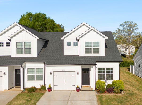 122 Aleppo Lane, Greer, SC 29651