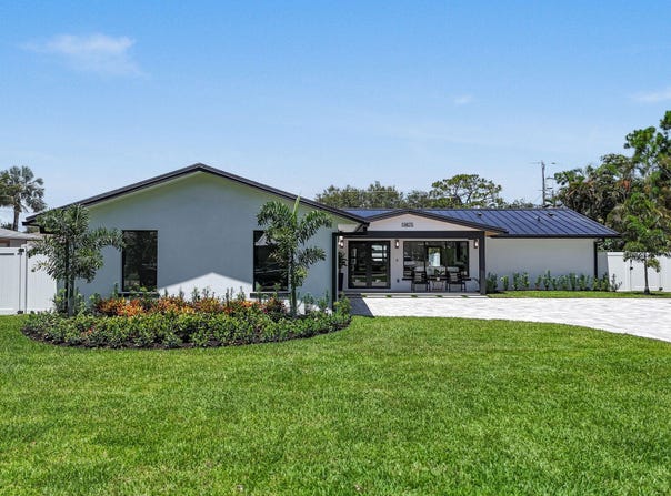 19875 Hibiscus Drive, Jupiter, FL 33469
