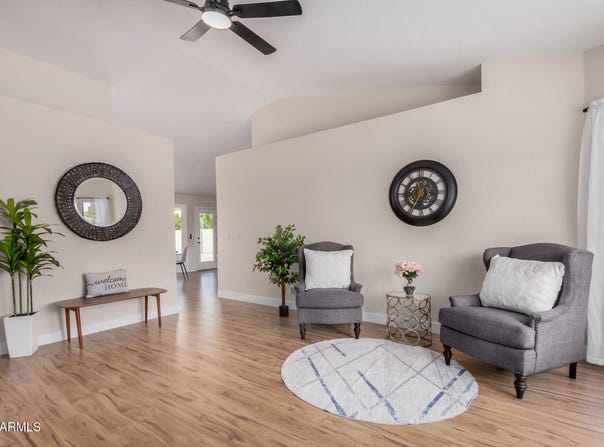 8103 E DARTMOUTH Street, Mesa, AZ 85207
