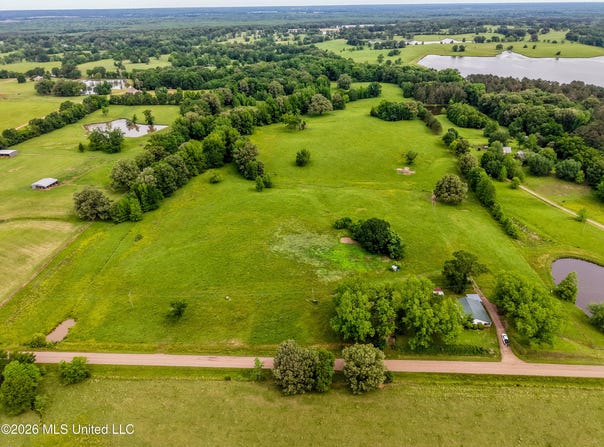Cox Ferry Road, Flora, MS 39071