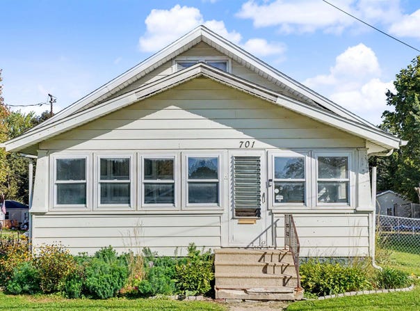 701 Hammond Avenue, Waterloo, IA 50702