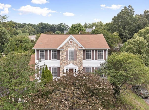 1397 Fieldgate RD, Salem, VA 24153