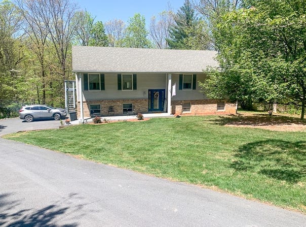 209 RAINTREE RD, VERONA, VA 24482