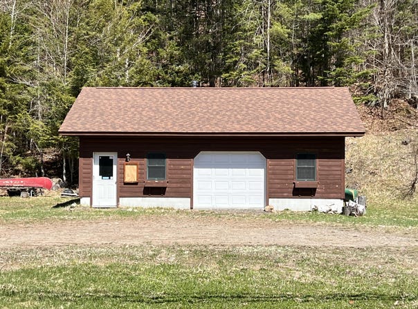 8642 Newcomb Road, Long Lake, NY 12847