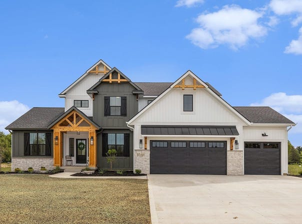 5544 Kingsfield Drive, Wyoming, MI 49418