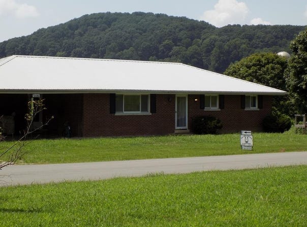 5650 Wallingford Rd, Flemingsburg, KY 41041