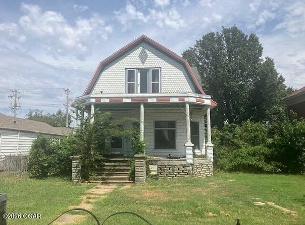 111 W Walnut Street, Columbus, KS 66725