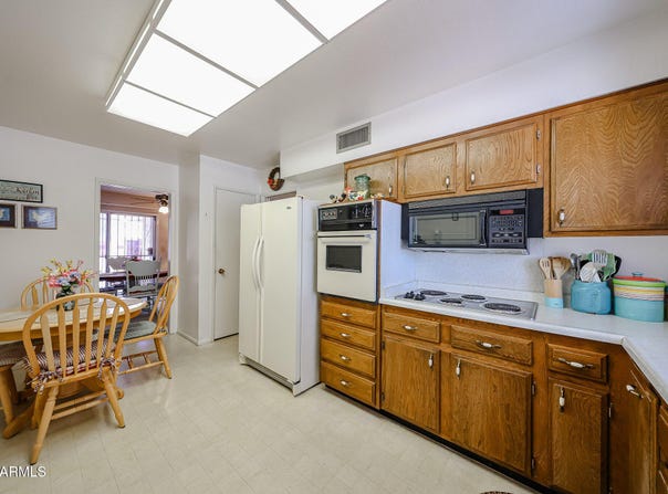 14202 N PURPLE SAGE Court, Sun City, AZ 85351