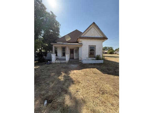 741 Vine St, Colorado City, TX 79512