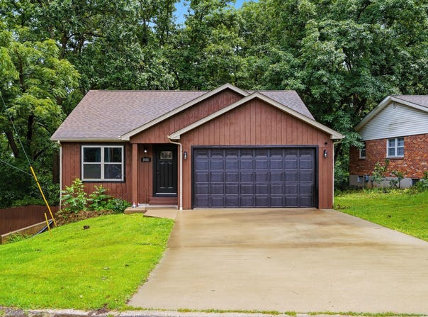 1400 Marbrooke Drive, Fulton, MO 65251