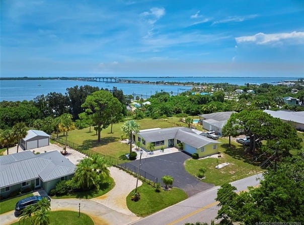 4133 NE Skyline Drive, Jensen Beach, FL 34957
