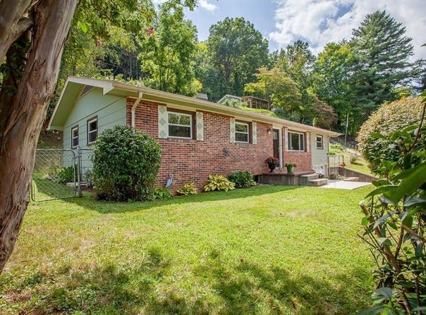 255 Holly Hill Road, Bryson City, NC 28713