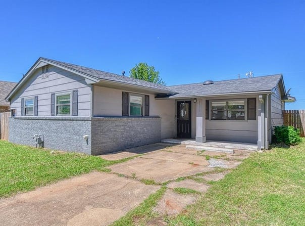 1110 Lollar Drive, Maysville, OK 73057